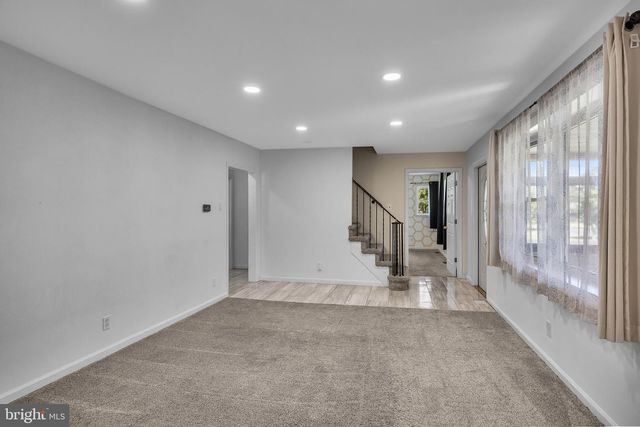 200 W LANDING RD, Blackwood, NJ 08012