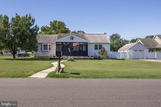 200 W LANDING RD, Blackwood, NJ 08012