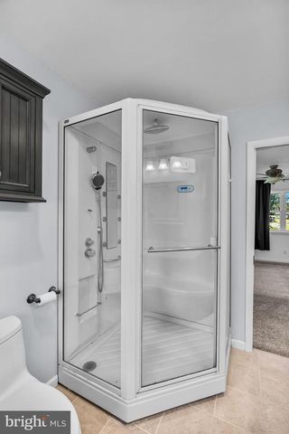 200 W LANDING RD, Blackwood, NJ 08012