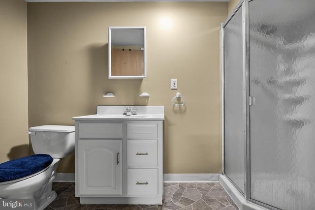 200 W LANDING RD, Blackwood, NJ 08012