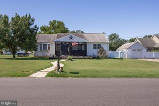 200 W LANDING RD, Blackwood, NJ 08012