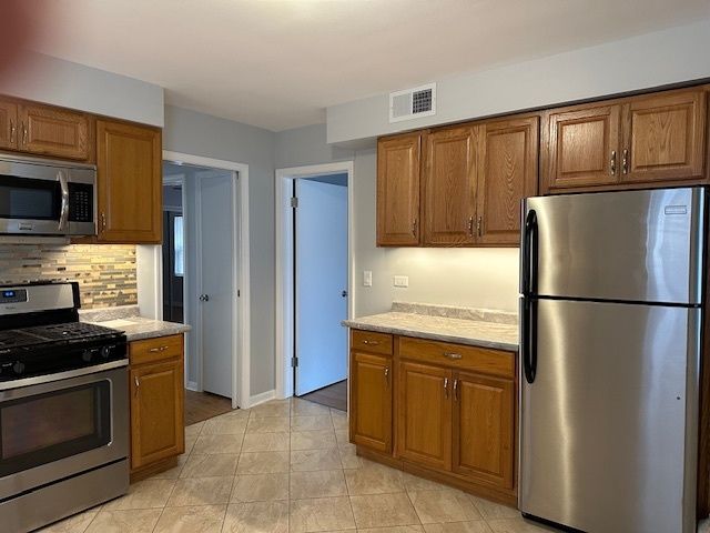 5626 N Central Avenue, Chicago, IL 60646