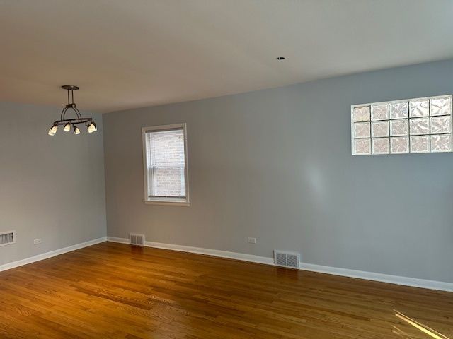 5626 N Central Avenue, Chicago, IL 60646