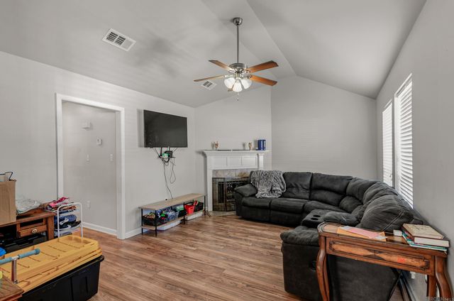 25418 Homestead Dr, Denham Springs, LA 70726