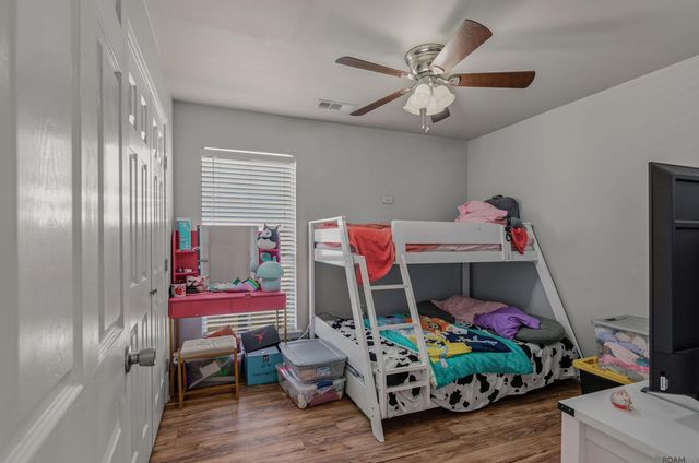 25418 Homestead Dr, Denham Springs, LA 70726