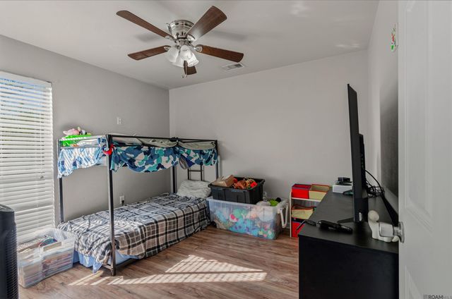 25418 Homestead Dr, Denham Springs, LA 70726