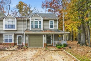 13 Hawthorn PL, Hampton, VA 23666