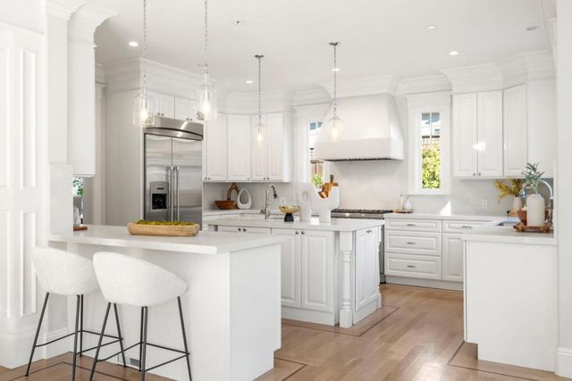 1425 Benito Avenue, Burlingame, CA 94010