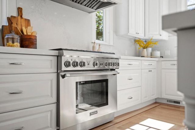 1425 Benito Avenue, Burlingame, CA 94010