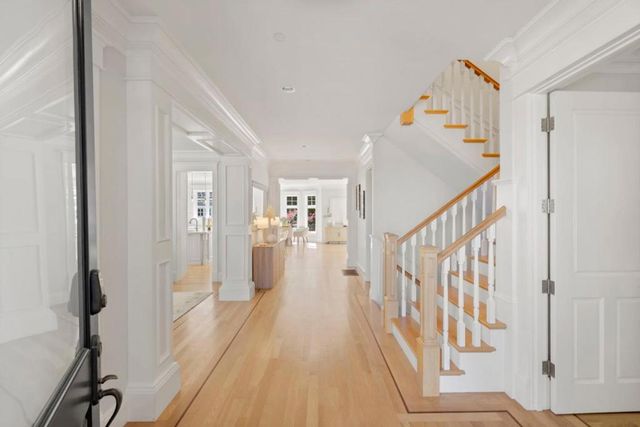 1425 Benito Avenue, Burlingame, CA 94010