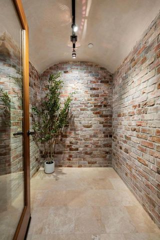 1425 Benito Avenue, Burlingame, CA 94010