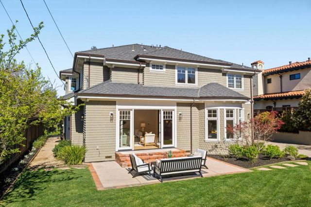 1425 Benito Avenue, Burlingame, CA 94010