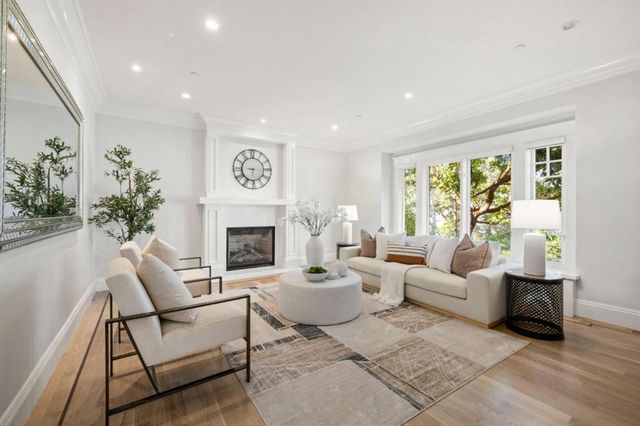 1425 Benito Avenue, Burlingame, CA 94010