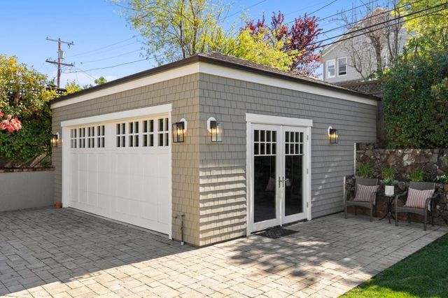 1425 Benito Avenue, Burlingame, CA 94010