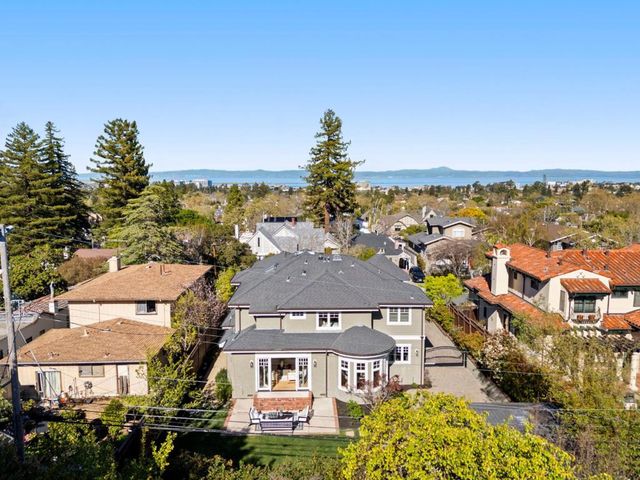 1425 Benito Avenue, Burlingame, CA 94010