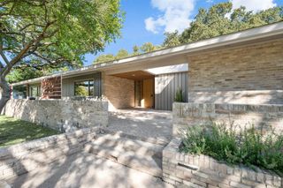 11410 Saint Michaels Drive, Dallas, TX 75230