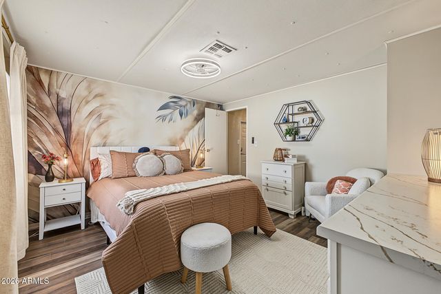 18026 N CAVE CREEK Road 106, Phoenix, AZ 85032