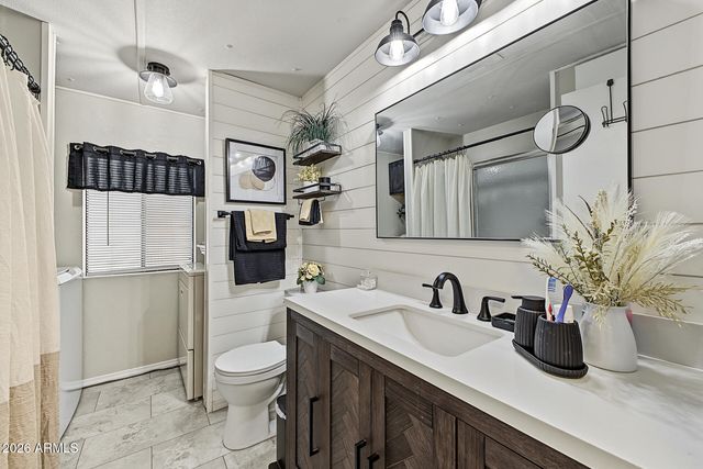 18026 N CAVE CREEK Road 106, Phoenix, AZ 85032