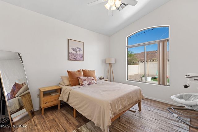 5732 W Cactus Garden Drive, Tucson, AZ 85742