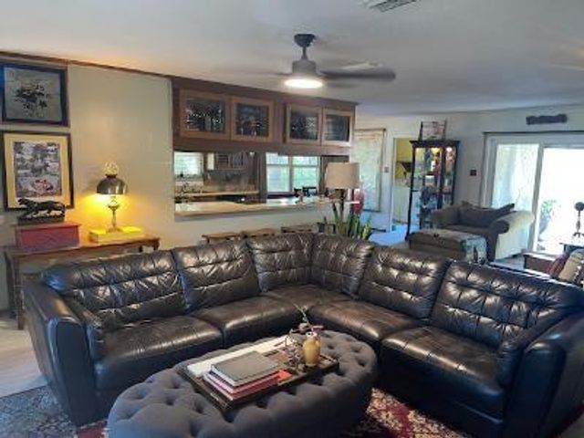 351 Twin Branch Drive S, Satsuma, AL 36572