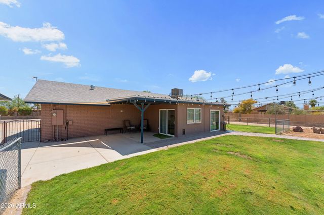 13202 W OCOTILLO Road, Glendale, AZ 85307