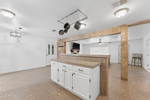 13202 W OCOTILLO Road, Glendale, AZ 85307