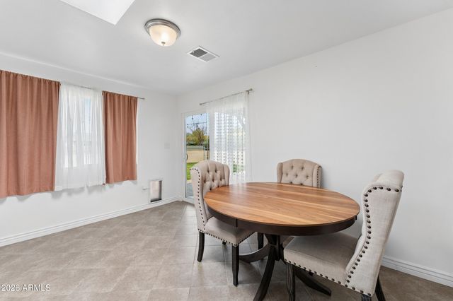 13202 W OCOTILLO Road, Glendale, AZ 85307