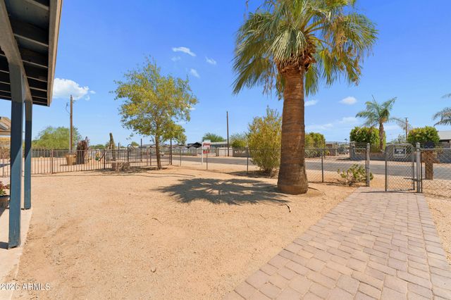 13202 W OCOTILLO Road, Glendale, AZ 85307