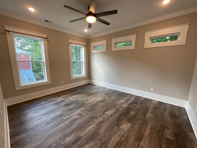 154 McIlroy Ct., Murrells Inlet, SC 29576
