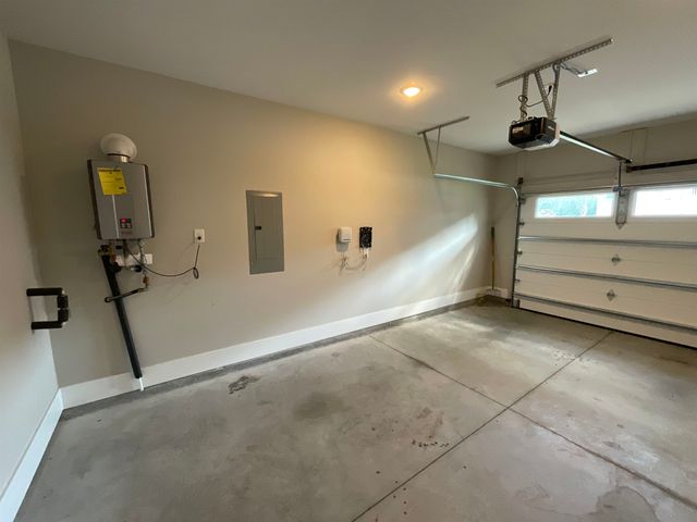 154 McIlroy Ct., Murrells Inlet, SC 29576