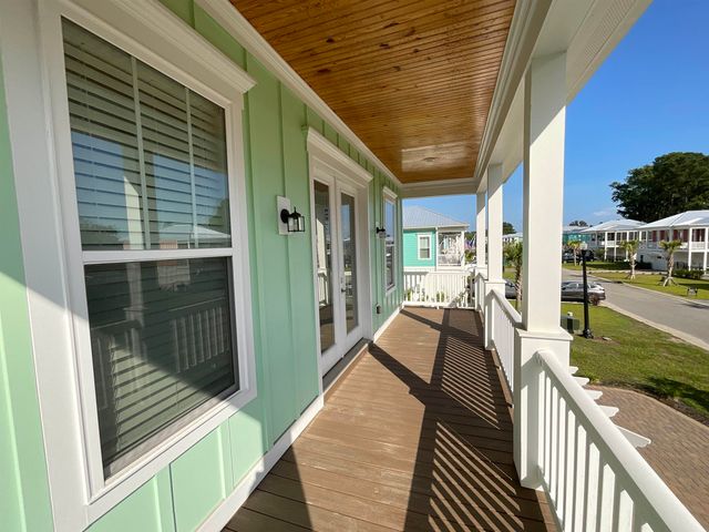 154 McIlroy Ct., Murrells Inlet, SC 29576