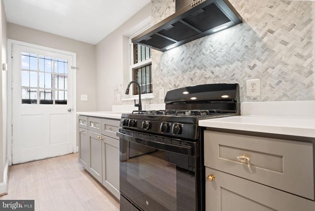 1848 CAPITOL AVE NE, Washington, DC 20002