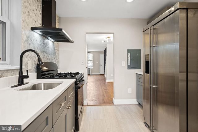 1848 CAPITOL AVE NE, Washington, DC 20002