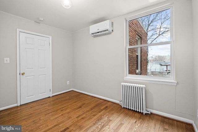 1848 CAPITOL AVE NE, Washington, DC 20002