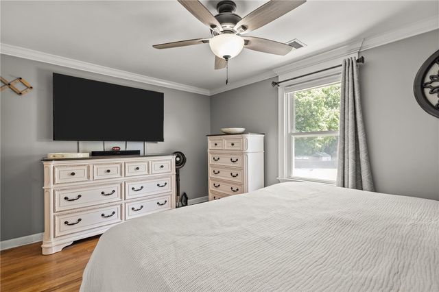 33 Fairhaven Road, Cumberland, RI 02864
