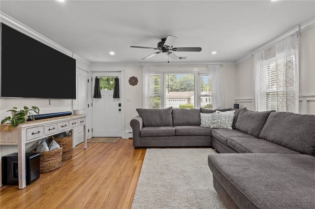 33 Fairhaven Road, Cumberland, RI 02864