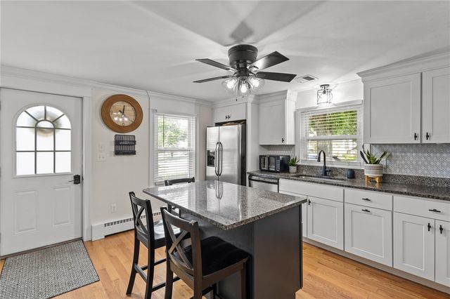 33 Fairhaven Road, Cumberland, RI 02864