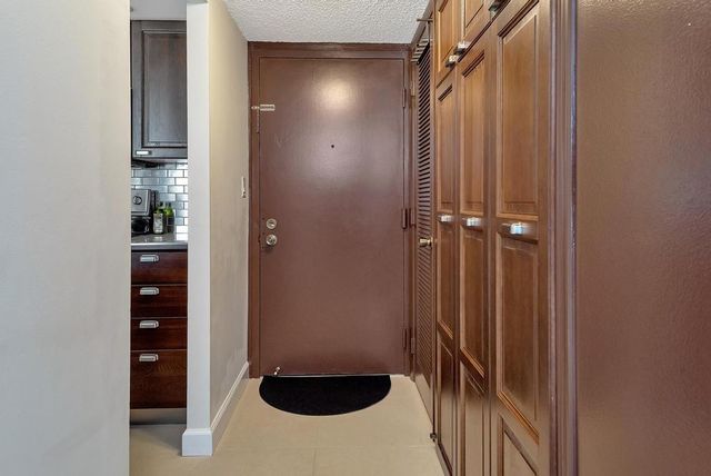 1009 N Ocean Boulevard 409, Pompano Beach, FL 33062