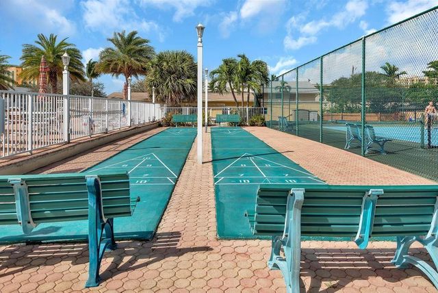1009 N Ocean Boulevard 409, Pompano Beach, FL 33062