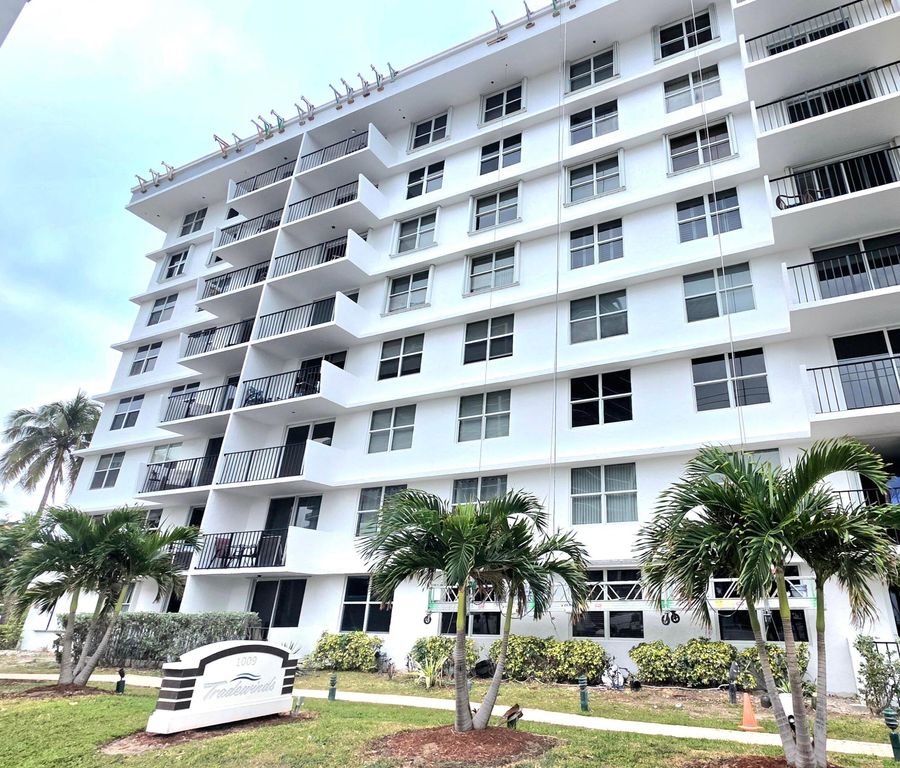 1009 N Ocean Boulevard 409, Pompano Beach, FL 33062