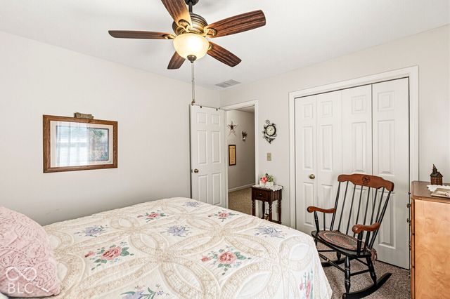 5701 Kensington Way N, Plainfield, IN 46168