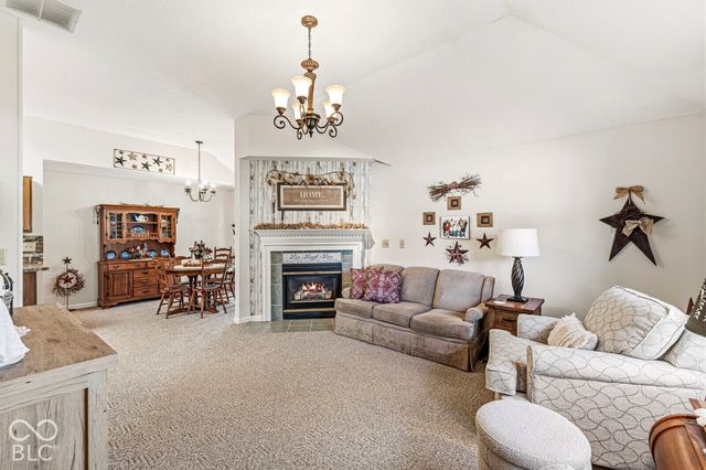 5701 Kensington Way N, Plainfield, IN 46168