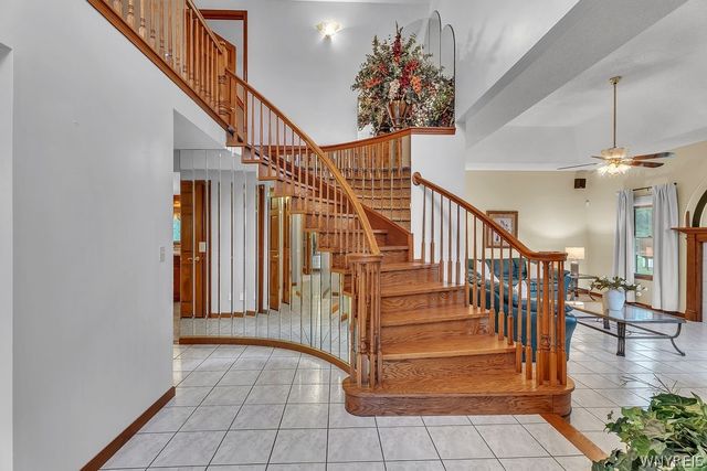 52 Tomahawk, Lancaster, NY 14086