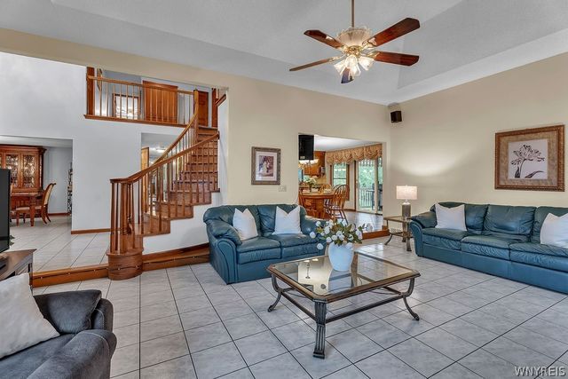 52 Tomahawk, Lancaster, NY 14086