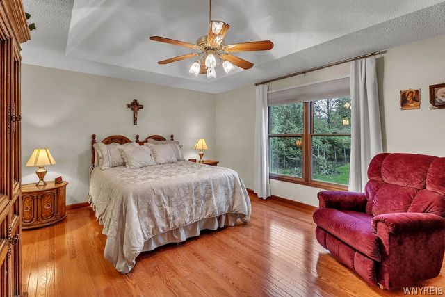 52 Tomahawk, Lancaster, NY 14086