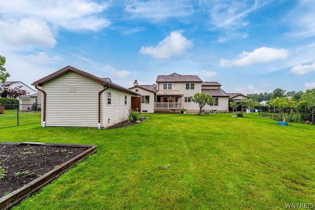 52 Tomahawk, Lancaster, NY 14086
