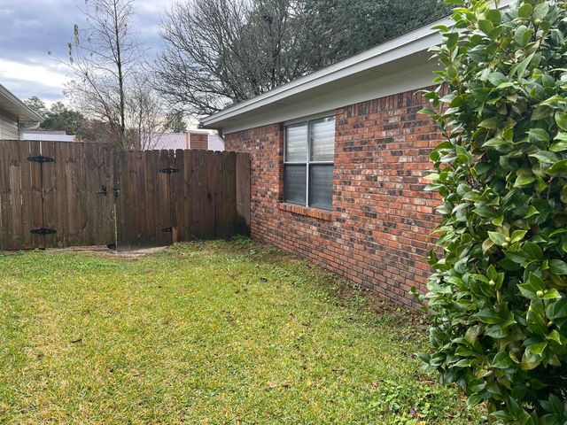 723 Clark Drive, Fort Walton Beach, FL 32547