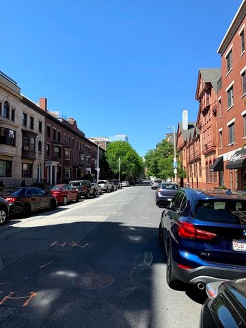 65 Hemenway Street 1, Boston, MA 02115