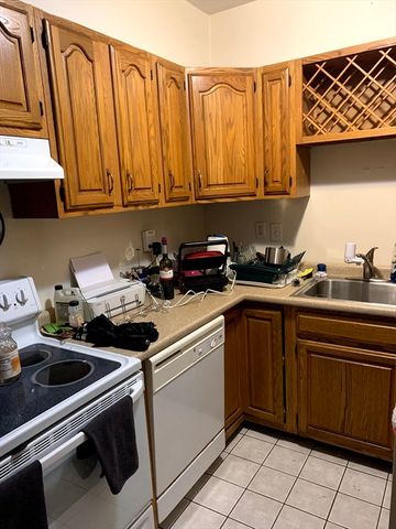 65 Hemenway Street 1, Boston, MA 02115