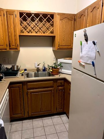 65 Hemenway Street 1, Boston, MA 02115